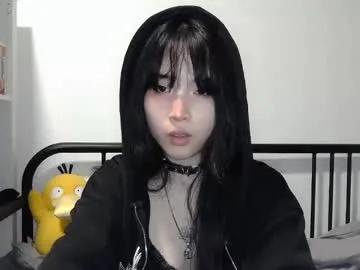 Freechat kitty_krush on Chaturbate