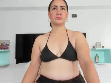 Freechat kyledoom on Chaturbate