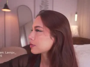 lanie__ on Chaturbate