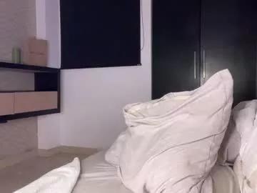 Freechat latinella on Chaturbate