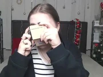 laurahlot on Chaturbate