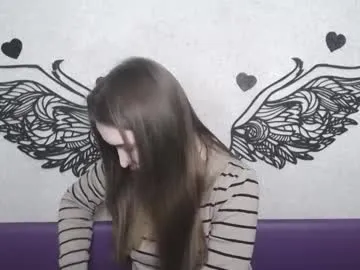 laurahlot on Chaturbate