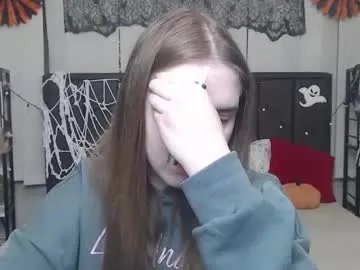 laurahlot on Chaturbate