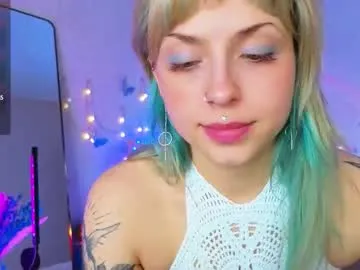 Freechat lavenderlav on Chaturbate