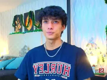 lean_portman on Chaturbate