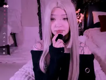 Freechat lein_bone on Chaturbate
