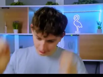 leo_valor on Chaturbate