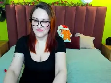lisaamoree on Chaturbate