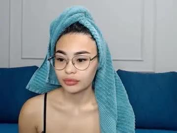 little_v1rgin_angel on Chaturbate 