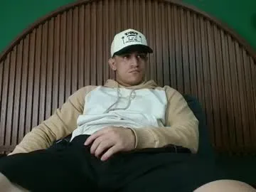 Freechat logan_griffin on Chaturbate