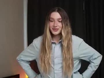 lola_alita — awww, hi it's Sophia :)  goal: slowly caress my neck ears and face <3 #new #18 #young #shy #cute [14 tokens remaining]