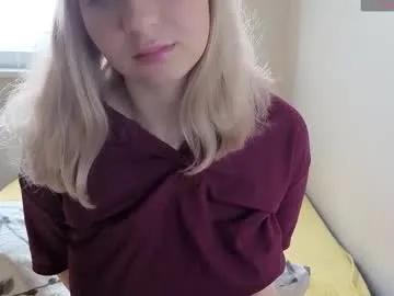 Freechat lollove24 on Chaturbate