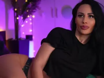 lorettelorenaa on Chaturbate