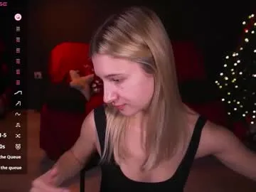 lovelyspacee on Chaturbate