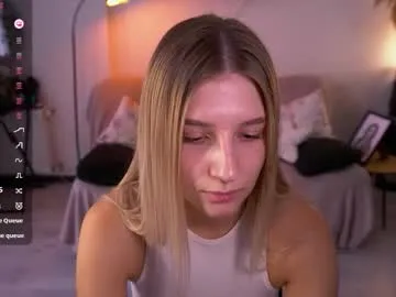 lovelyspacee on Chaturbate