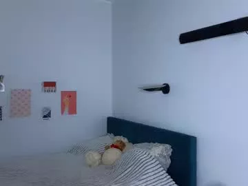 lovepilll on Chaturbate