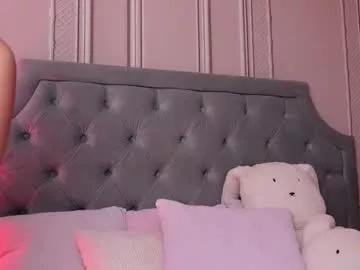 Group lucyaddison on Chaturbate