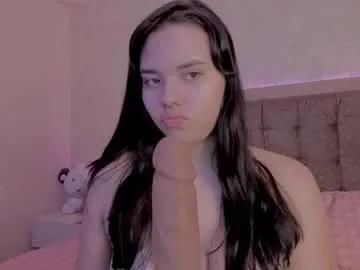 Freechat luisagiraldo_ on Chaturbate