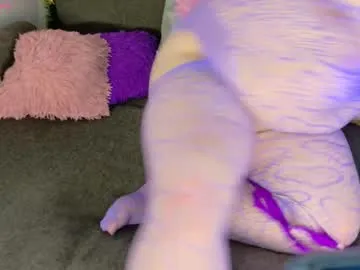 Freechat lunitaa_0 on Chaturbate