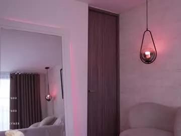 Freechat mariannacruzz on Chaturbate