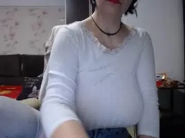 mary_x on Chaturbate