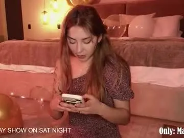 maxine_8 on Chaturbate