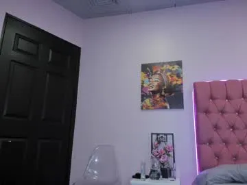 mazeekiin on Chaturbate