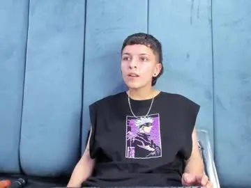 megan_thompsonn_ — GOAL: fuck pussy [46 tokens remaining] hello guys play with me #tomboy #squirt  #anal #atm  #lovense