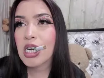 Freechat mia_helll on Chaturbate