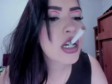 Freechat mia_helll on Chaturbate