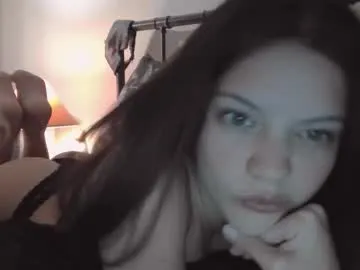 miafosterx — play with me hand bra for 5 minutes [498 tokens left] #new #18 #brunette #teen #fit #college