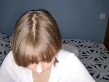 Freechat micasulejmanovski on Chaturbate