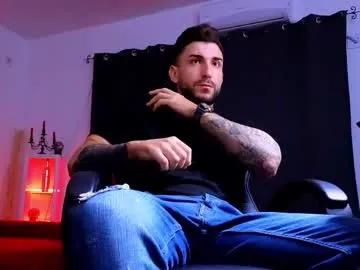 Freechat mightyaaron on Chaturbate