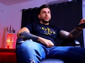 Freechat mightyaaron on Chaturbate