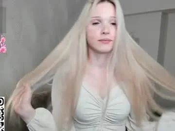 Freechat mikaelataron on Chaturbate