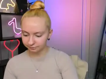 mila_glow on Chaturbate