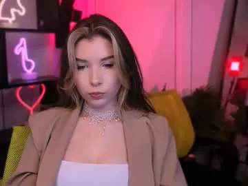 mila_glow on Chaturbate