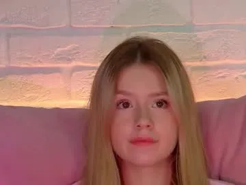 milanabalmain on Chaturbate