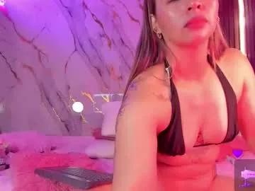 mollylewis18 on Chaturbate 