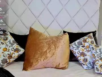 Freechat momo_ayasse on Chaturbate