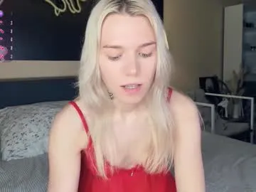 myviolet_rush on Chaturbate