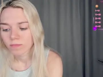 myviolet_rush on Chaturbate
