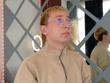 naughty__chris — Oil show  #twink #uncut #feet #18 #oil [150 tokens left]