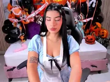 nicolee19_ on Chaturbate