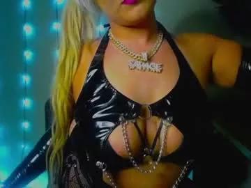 Freechat nikkkibabyyyy on Chaturbate