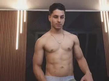 noah_clarkk on Chaturbate