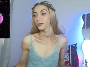 noahfox_12 on Chaturbate