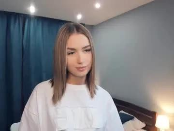 Freechat paulettelafevre on Chaturbate