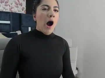 paulinaduarte_ on Chaturbate