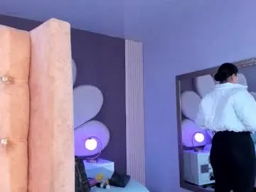 paulinaduarte_ on Chaturbate